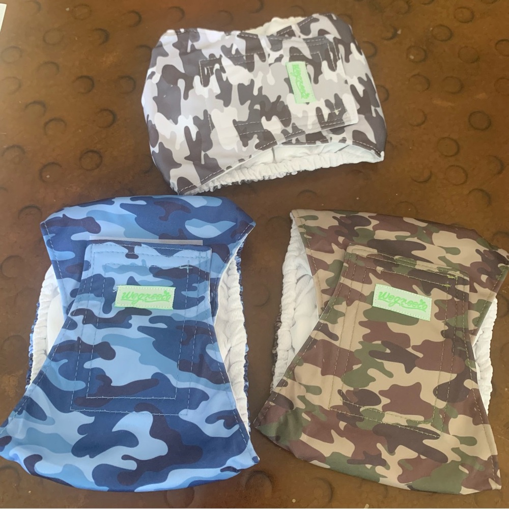 Dog Diapers Reusable pkg of 3 Camo Velcro closure New